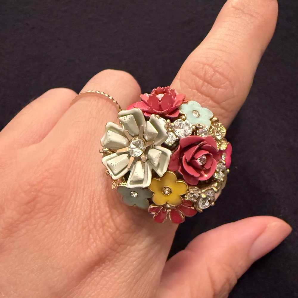 Juicy Couture Flower Enamel Ring